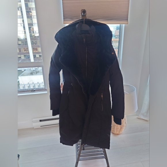 Zara Knee Length Down Outawere - Picture 3 of 5